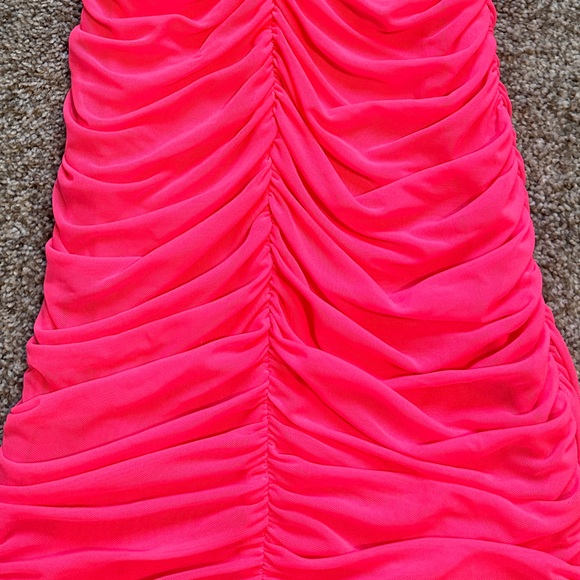 One Shoulder Ruched Pink Bodycon Dress - Picture 8 of 13